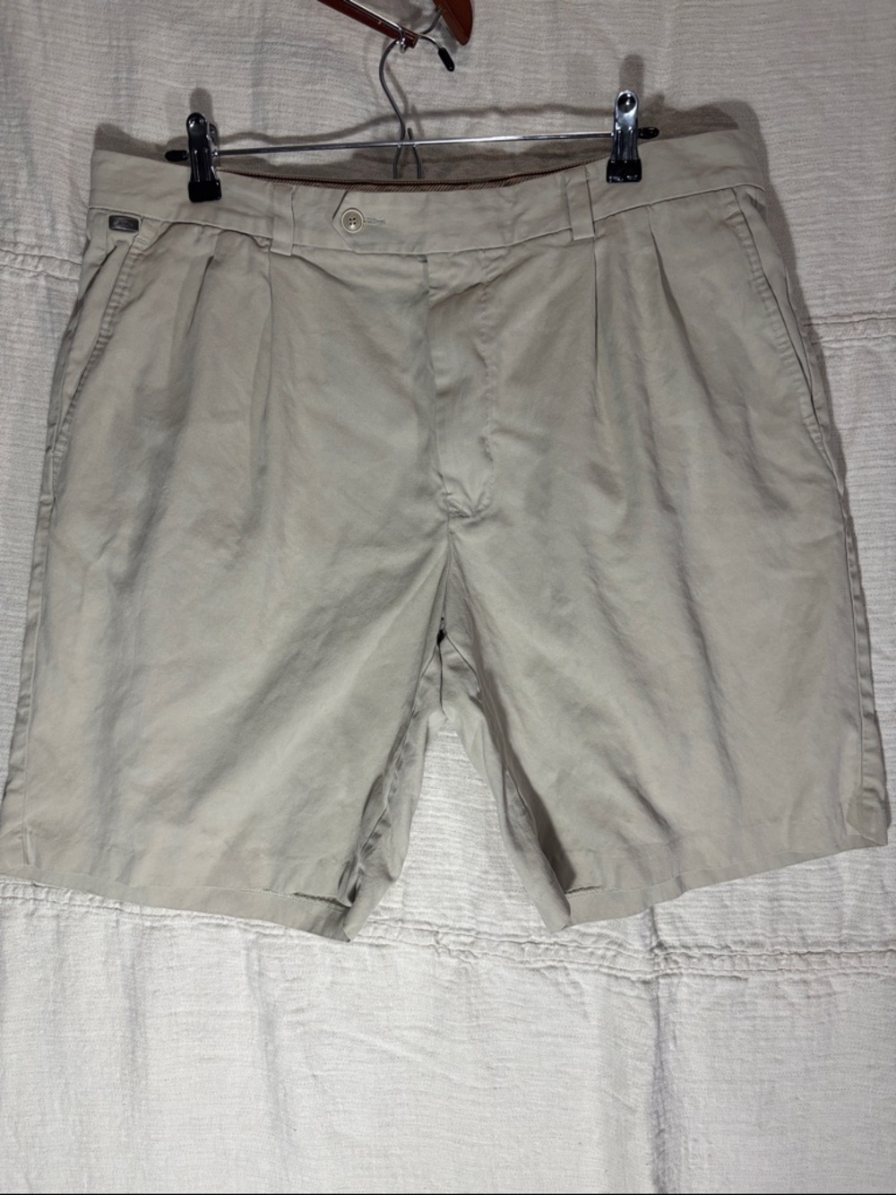 Tommy Bahama Light Beige Pleated Men's Shorts 90% silk, 10% cotton